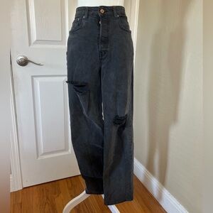 H&M Divided Black Distressed Jeans - Size 8